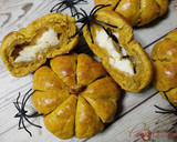 Foto del paso 10 de la receta: Panecillos especiados de calabaza rellenos de queso
