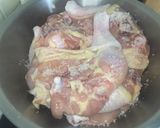 รูปขั้นตอนการทำที่ 1 ของ สะโพกไก่ต้มซีอิ้ว แบบง่าย