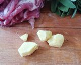 Foto del passaggio 1 della ricetta Scaloppine alla salvia e zenzero