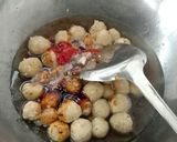 Foto langkah ke 5 dari resep Bakso Tempe Kuah Kecap.
