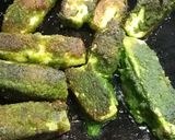 A picture of step 4 of Spinch chutney paneer fingers.