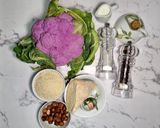 Foto del passaggio 1 della ricetta 💜 Cavolfiore viola gratinato, nocciole e taleggio