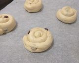 Foto del paso 6 de la receta Trenzas y caracolas de pan dulce con pepitas de chocolate 🎄