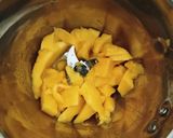 मैंगो जूस (Mango juice recipe in Hindi) रेसिपी चरण 2 फोटो