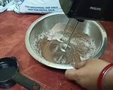 कढ़ाई फ्रेश एगलेस चॉकलेट केक(kadai fresh eggless chocolate cake recipe in hindi) रेसिपी चरण 2 फोटो