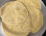 A picture of step 4 of Potato barley puri.
