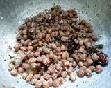A picture of step 2 of Peanut sundal.