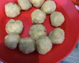 Foto langkah ke 5 dari resep Perkedel kentang.