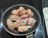 Foto del paso 1 de la receta: Gallina en pepitoria