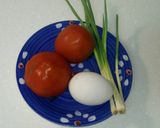 A picture of step 1 of TAN HUA TANG (Egg Drop Tomato Soup).