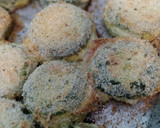 Foto del paso 4 de la receta: Milanesas de zapallitos rellenas (sin gluten)