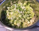 Une image de l'étape 3 de Gratin de céleri branche au parmesan et crème d anchois.