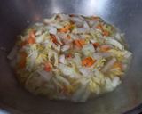 Foto langkah ke 4 dari resep Tumis Sawi Putih dan Wortel.
