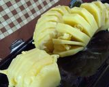 Foto del paso 1 de la receta: Papa abanico con pan de carne.