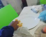 Foto del paso 1 de la receta: Tortilla palmiada a mano y huevo picado