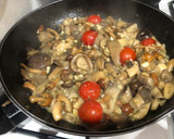 Foto del paso 4 de la receta: Bistec de ternera con guarnición de setas salteadas