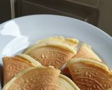 Foto langkah ke 6 dari resep Kue Kapit atau Semprong.
