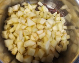 A picture of step 2 of Apple Pie.