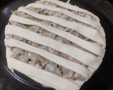 A picture of step 5 of Chicken stuffed bread.