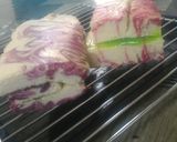 Foto langkah ke 3 dari resep Kue bolu gulung.