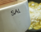 Foto del paso 2 de la receta: "Mozzatruita" o tortilla cremosa de Patatas, Cebolla y Mozzarella