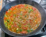 Une image de l'étape 16 de Riz à l’agneau, tomates, poivron, citron et épices.