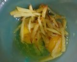 Foto langkah ke 2 dari resep Dadar kentang goreng, kesukaan anak ku (simpel).