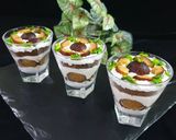 A picture of step 7 of Thandai Mousse With Gulabjamun.