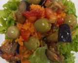Foto del paso 1 de la receta: Ensalada🥗 Lechuga con Aceitunas y Berenjenas
