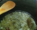 A picture of step 2 of Maqluba (the upside- down pot).