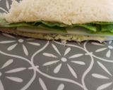 A picture of step 2 of Avocado Vegetarian sandwich.