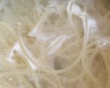 Foto langkah ke 1 dari resep Spaghetti 10 menit jadi.