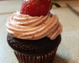 Φωτογραφία βήματος 3 της συνταγής Cupcakes σοκολάτα - φράουλα