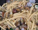 Foto del passaggio 4 della ricetta Scialatielli alle vongole veraci
