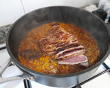 Foto del paso 7 de la receta: Arroz con secreto ibérico marinado y queso azul