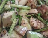 A picture of step 3 of Mix vegetable saag.