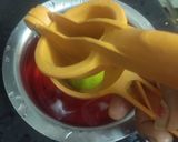 A picture of step 3 of Rose sharbat.