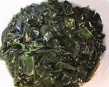 Hình bước làm 3 của món Miến Nấu Tôm Nấm và Rong Biển Wakame