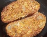 Foto langkah ke 3 dari resep Sourdough French Toast.