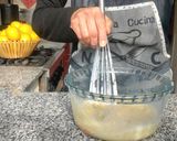 Foto del paso 1 de la receta: Muffins/Budín de limón Sin azúcar ni harina! 😜❣️
