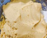 Foto langkah ke 2 dari resep Simple Butter Cookies.