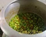 A picture of step 1 of Hyderabadi Gawaar ki Phalli and Til/Cluster Beans & Sesame Seeds.