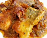 Foto del paso 8 de la receta: Rape, merluza y panceta curada en salsa