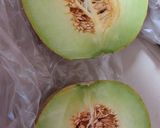 Foto langkah ke 1 dari resep Es kulkul Melon tabur kacang.