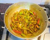 A picture of step 6 of Chilli and grapes Pickle.