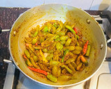 A picture of step 6 of Chilli and grapes Pickle.