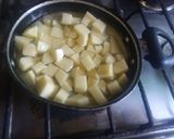 Foto del paso 4 de la receta: Chupe de zapallos italianos con papas fritas