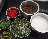 બેસનવાળું ખાટું મગનું શાક(Besan mung sabji recipe in Gujarati) રેસીપી સ્ટેપ2ફોટો