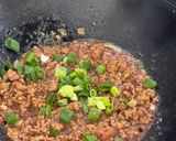 Foto langkah ke 5 dari resep Ayam Giling Masak Kecap.