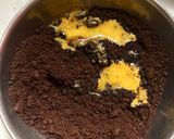 Hình bước làm 2 của món Oreo dâu cheesecake